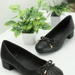 Carlton London Women's Black Casual Pumps image 1