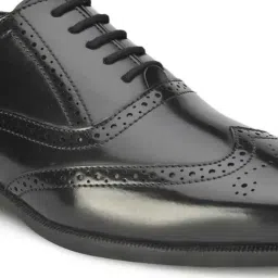 Alberto Torresi Men's Black Brogue Shoes image 4