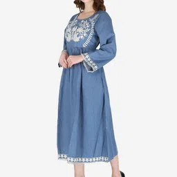 SUMAVI APPREALS Floral Embroidered Denim A-Line Midi Dress image 3