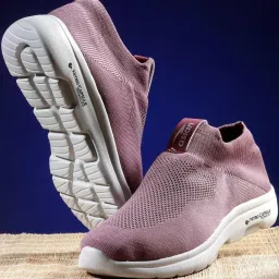 Asian Women's Mauve Walking Shoes image 1