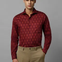 Louis Philippe Gods & Kings Maroon Cotton Regular Fit Printed Shirt image 1