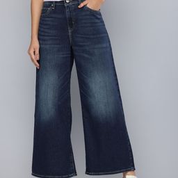 Levis Women 94 Baggy Wide Leg Light Fade Stretchable Jeans-picture-9