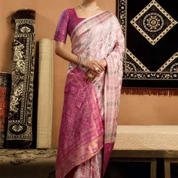 SANISA Ethnic Motifs Zari Silk Blend Handloom Saree image 3