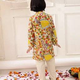 KID1 Cotton Woven Full Sleeves Madhubani Art Printed Kurta Pyjama Set - Yellow image 3