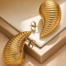 DressBerry Teardrop Shaped Studs Earrings-picture-10