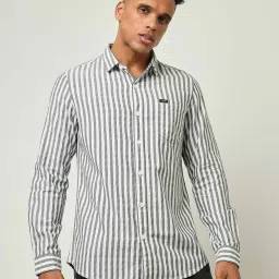 Lee White Cotton Slim Fit Striped Shirt image 1