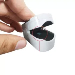 11 Enterprises NIDEK 6500 Pulse Oximeter image 4