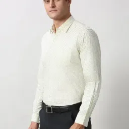 Peter England Beige Cotton Regular Fit Printed Shirt image 3