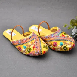 Little Palz Floral Embroidered & Sequins Embellished Mojaris - Yellow-picture-24