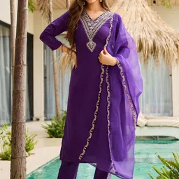 Vaidehi Fashion Women Floral Embroidered Regular Thread Work Kurta with Trousers & With Dupatta-picture-1