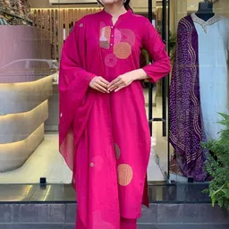 Women Basket Women Printed Regular Kurta with Trousers & With Dupatta image 2