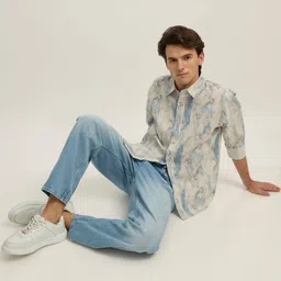 Espanshe Men Relaxed Printed Casual Shirt image 5