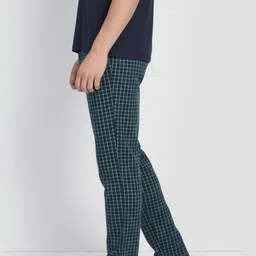 DIGITAL SHOPEE Men Checked Cotton Mid-Rise Inner Elastic Lounge Pants image 2