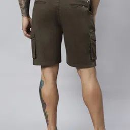 Hence Men Slim Fit Low-Rise Cargo Shorts image 4