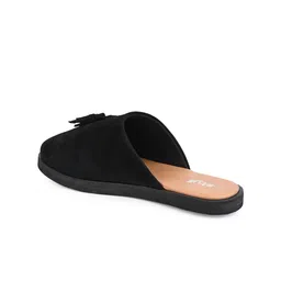 Styli Men Faux Suede Clogs with Tassel Detail image 3