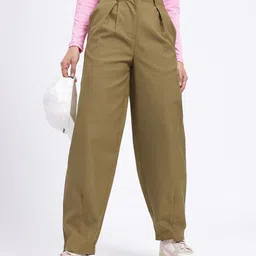 glitchez Women Effortless Edge Relaxed Fit Pleated Trousers-picture-18