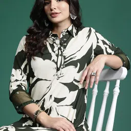 Indo Era Floral Printed Sequinned Kurta with Trousers-picture-38