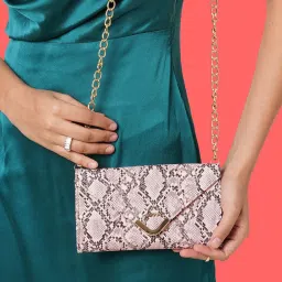 Lavie Pink Textured Wallet for Women image 1