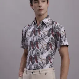 Jainish Red Regular Fit Printed Shirt image 1