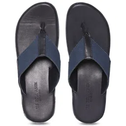 U.S. Polo Assn. Men's Barrio Navy Flip Flops image 1