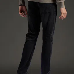 WROGN Men Straight Fit Mid-Rise Light Fade Stretchable Jeans image 4