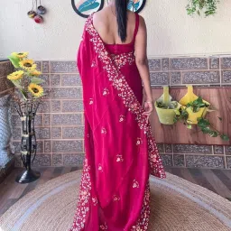 Saree Mall Pink Embellished Sarees With Unstitched Blouse image 2