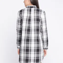 Clovia Black & White Cotton Chequered Nighty image 2