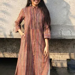 The Indian Ethnic Co Brown Straight Kalamkari Handblock Printed Cotton Kurta image 1