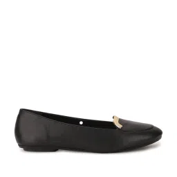 Bata Women's Black Flat Ballets image 1
