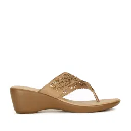Bata Women's Tan Thong Wedges image 1