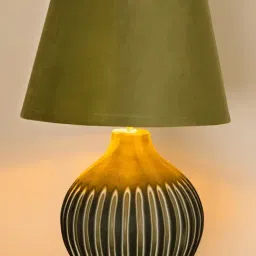 Kridha Living Green Glass Avior Table Lamp image 2