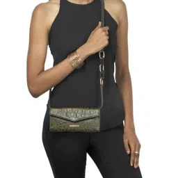 Hidesign IBIZA Green Textured Bi-Fold Wallet for Women image 1