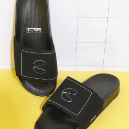 Chupps Men's Black Slides image 1