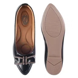 Shoetopia Women's Black Flat Ballets image 3