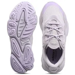 Adidas Originals Women's OZWEEGO W Off White Sneakers image 4