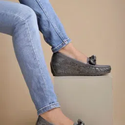Shoetopia Kids Grey Wedge Loafers-picture-26