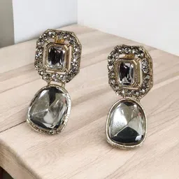 Women Click Set Of 2 Stones Studded Jewellery Set image 2