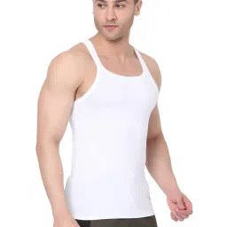 UnderJeans by Spykar White Regular Fit Vest image 3