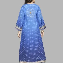 fantasia Flare up your style with elegance ¿ Fantasia's Printed Flared Sleeve Long Kurta. image 2