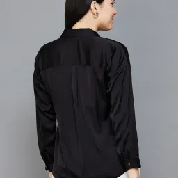 Code by Lifestyle Black Regular Fit Shirt image 2