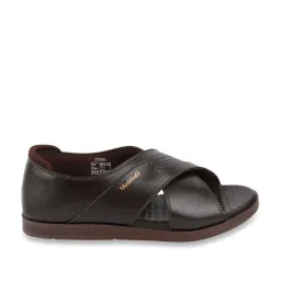 MediFeet Men's Brown Cross Strap Sandals image 1