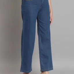 DehlizeTrendz Women Cotton Mid-Rise Light Fade Regular Fit Jeans-image-6