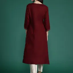 Indo Era Maroon Printed Straight Kurta image 2