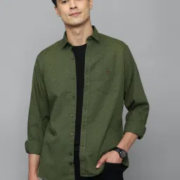 Louis Philippe Sport Green Cotton Slim Fit Self Pattern Shirt image 1