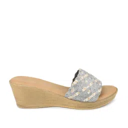 Inc.5 Women's Pewter Casual Wedges image 1