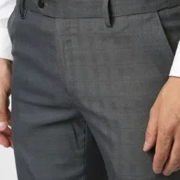 Peter England Grey Slim Fit Checks Trousers image 4