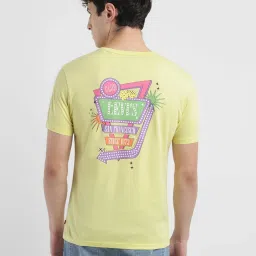 Levi's Yellow Cotton Regular Fit Printed T-Shirt image 2