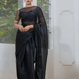 Swtantra Black Woven Saree With Unstitched Blouse image 1