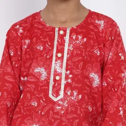 Little Bansi Kids Red & White Cotton Floral Print Kurta Set image 5