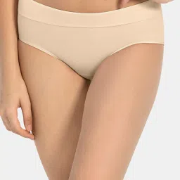 Amante Almond Hipster image 1